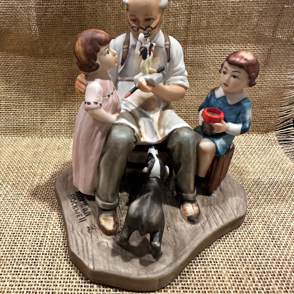 Vintage Norman Rockwell Collector's Club 1980 Annual Figurine "The Toymaker"